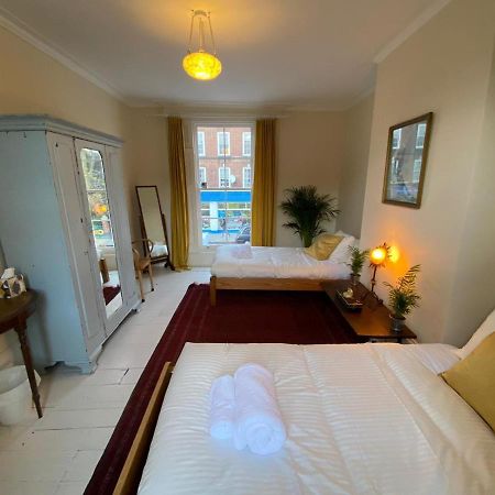 Camden Town Accomodation Londra Esterno foto