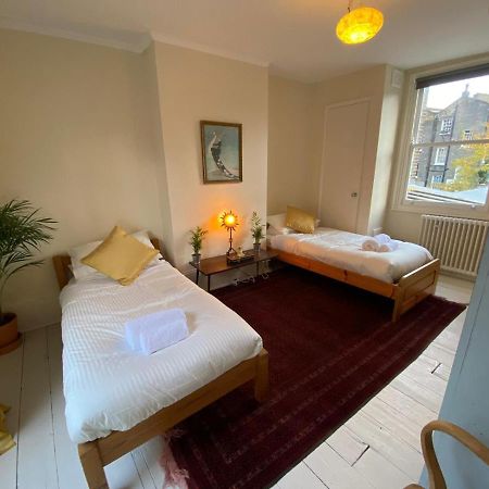 Camden Town Accomodation Londra Esterno foto