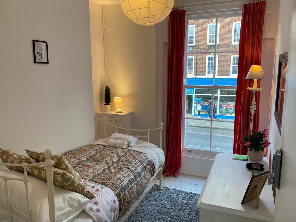 Camden Town Accomodation Londra Esterno foto