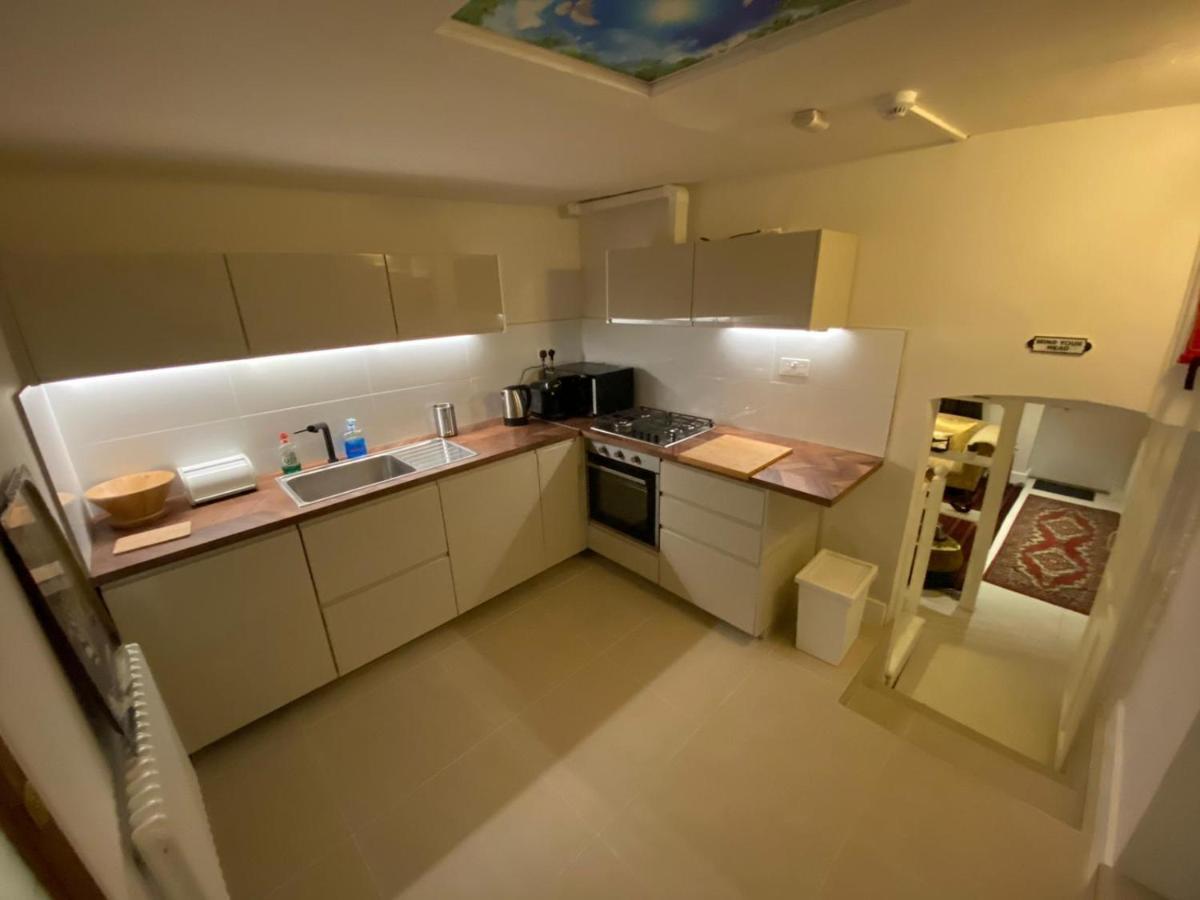 Camden Town Accomodation Londra Esterno foto