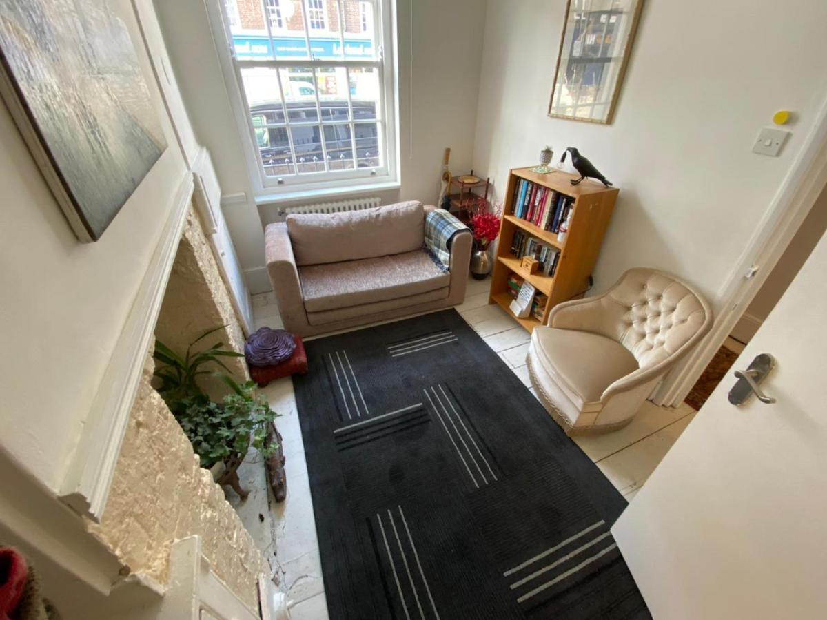Camden Town Accomodation Londra Esterno foto